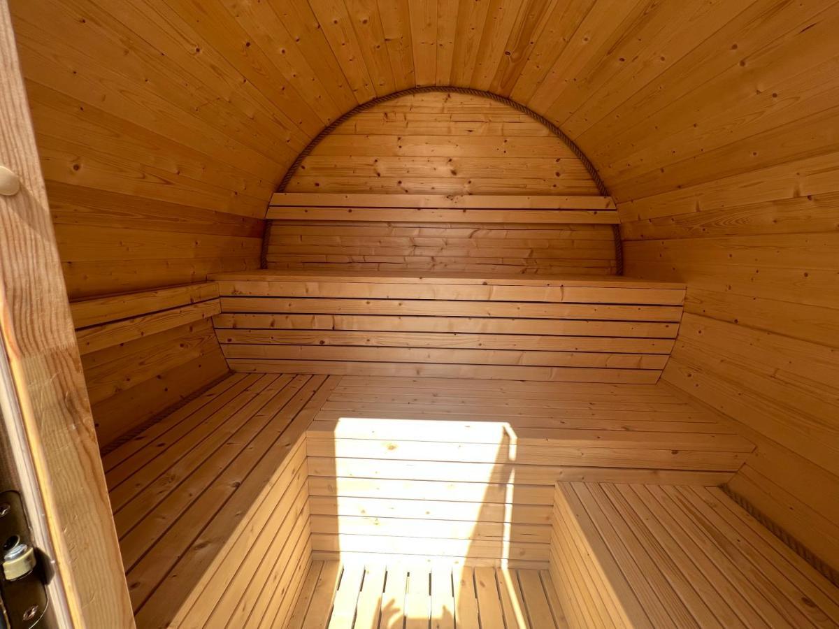 House Of Freedom With Sea View Sauna And Jacuzzi Oslonino Bagian luar foto