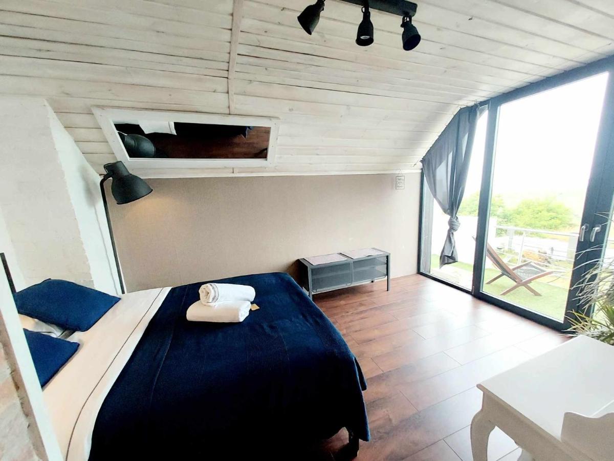 House Of Freedom With Sea View Sauna And Jacuzzi Oslonino Bagian luar foto