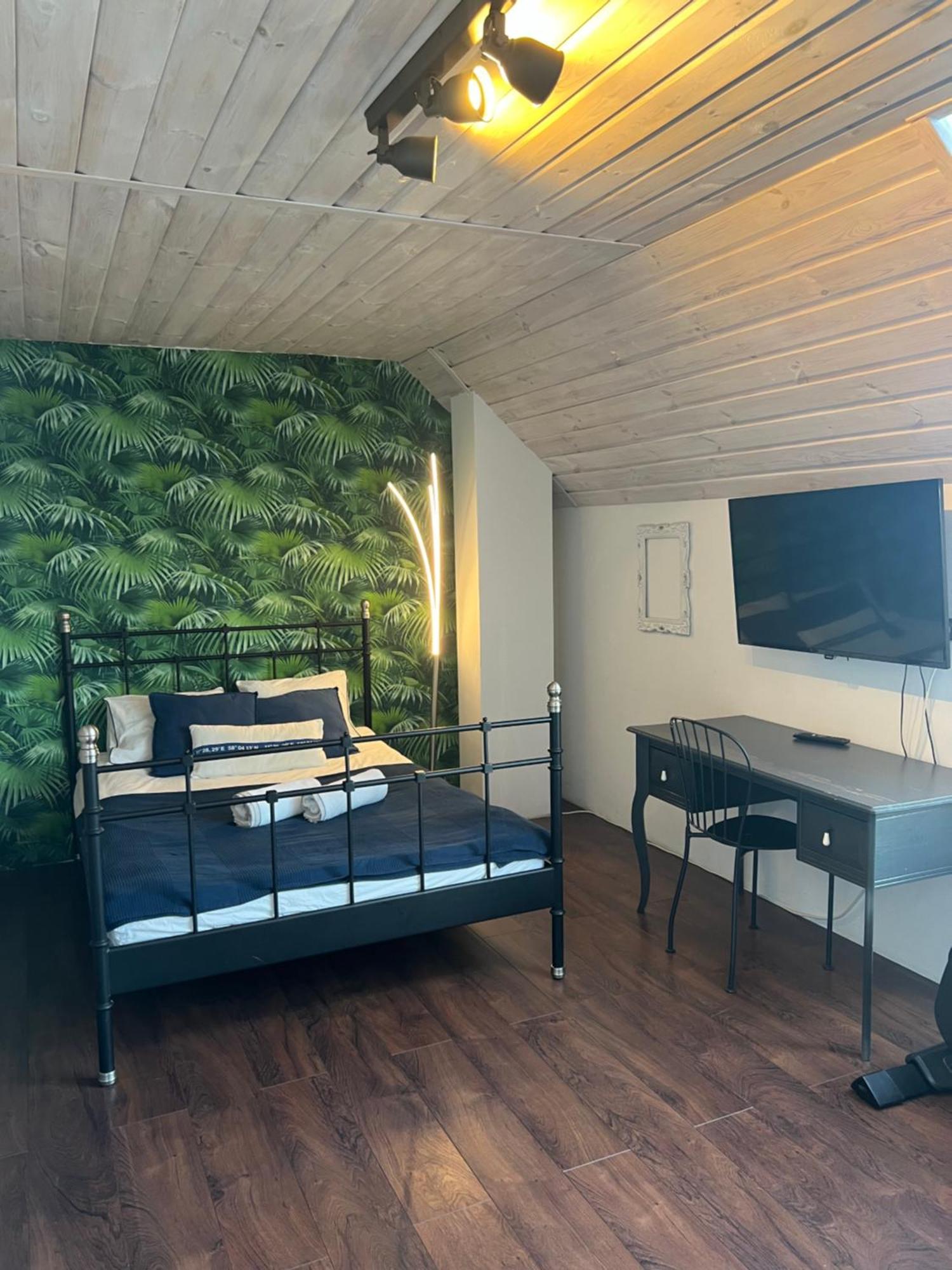 House Of Freedom With Sea View Sauna And Jacuzzi Oslonino Bagian luar foto